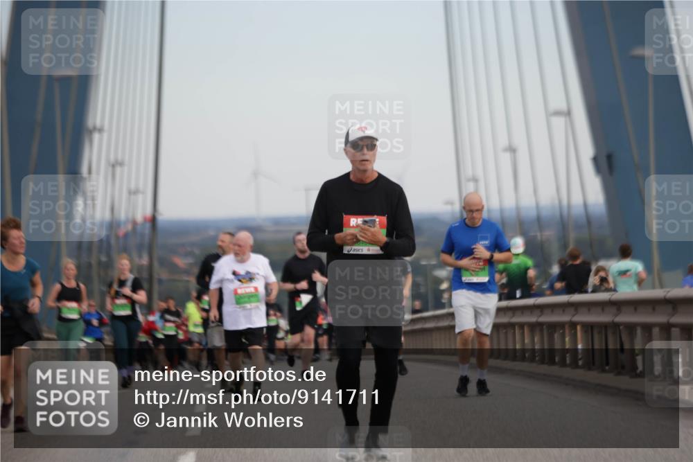 03.10.2025 - Köhlbrandbrückenlauf Jannik Wohlers http://msf.ph/oto/9141711 03.10.2025 15:39:08 Position 1 40 meine-sportfotos.de
