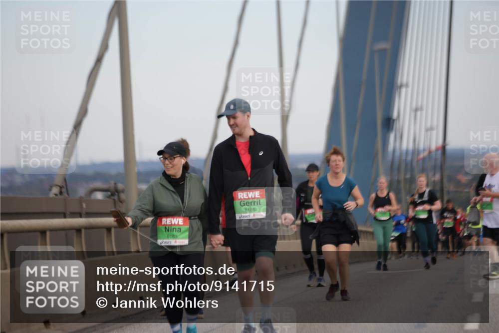 03.10.2025 - Köhlbrandbrückenlauf Jannik Wohlers http://msf.ph/oto/9141715 03.10.2025 15:39:09 Position 1 8183, 8185 meine-sportfotos.de