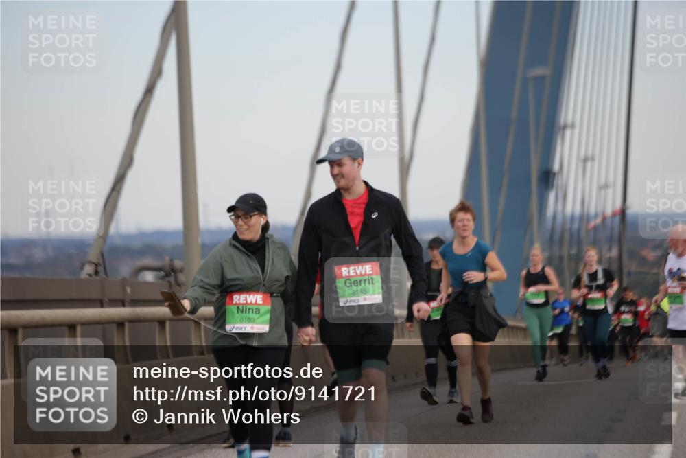 03.10.2025 - Köhlbrandbrückenlauf Jannik Wohlers http://msf.ph/oto/9141721 03.10.2025 15:39:09 Position 1 8183, 8185 meine-sportfotos.de