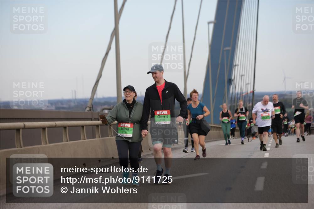 03.10.2025 - Köhlbrandbrückenlauf Jannik Wohlers http://msf.ph/oto/9141725 03.10.2025 15:39:10 Position 1 8183, 8185 meine-sportfotos.de