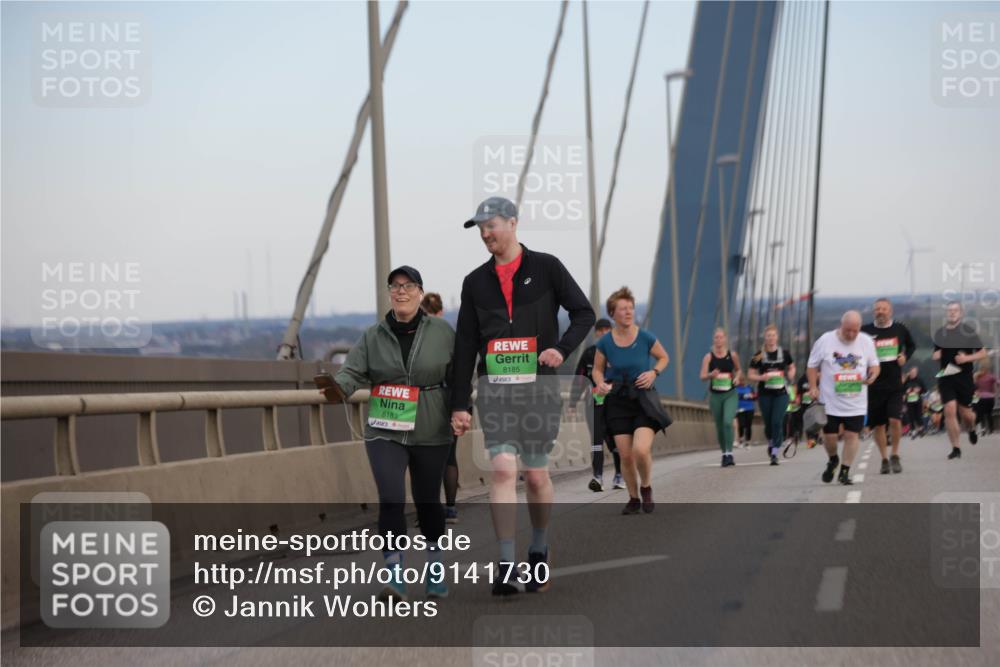 03.10.2025 - Köhlbrandbrückenlauf Jannik Wohlers http://msf.ph/oto/9141730 03.10.2025 15:39:10 Position 1 8183, 8185 meine-sportfotos.de