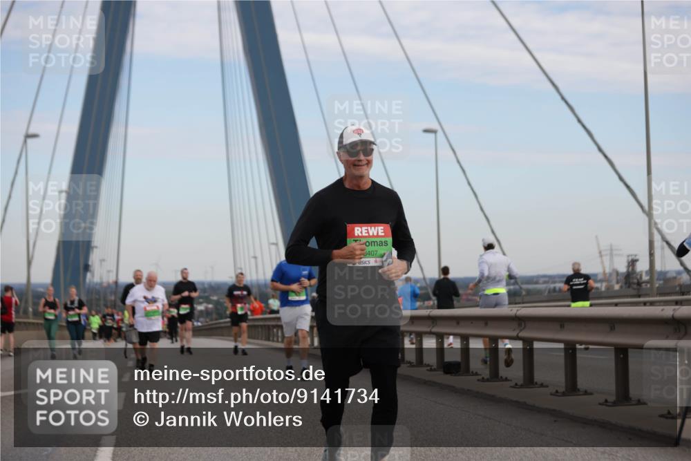 03.10.2025 - Köhlbrandbrückenlauf Jannik Wohlers http://msf.ph/oto/9141734 03.10.2025 15:39:15 Position 1 3407 meine-sportfotos.de