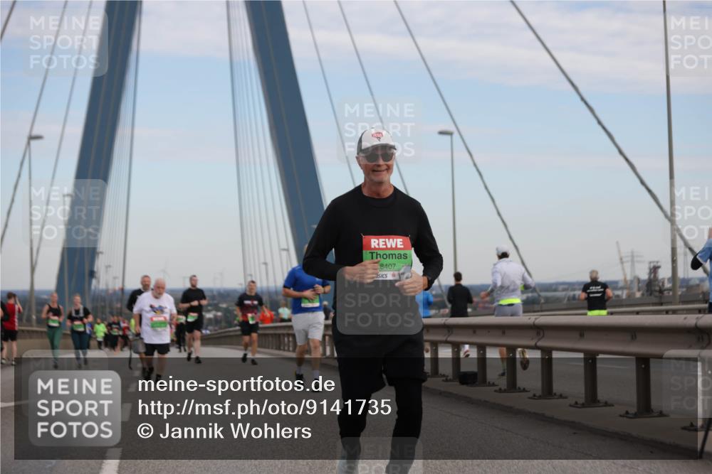 03.10.2025 - Köhlbrandbrückenlauf Jannik Wohlers http://msf.ph/oto/9141735 03.10.2025 15:39:15 Position 1 8407 meine-sportfotos.de