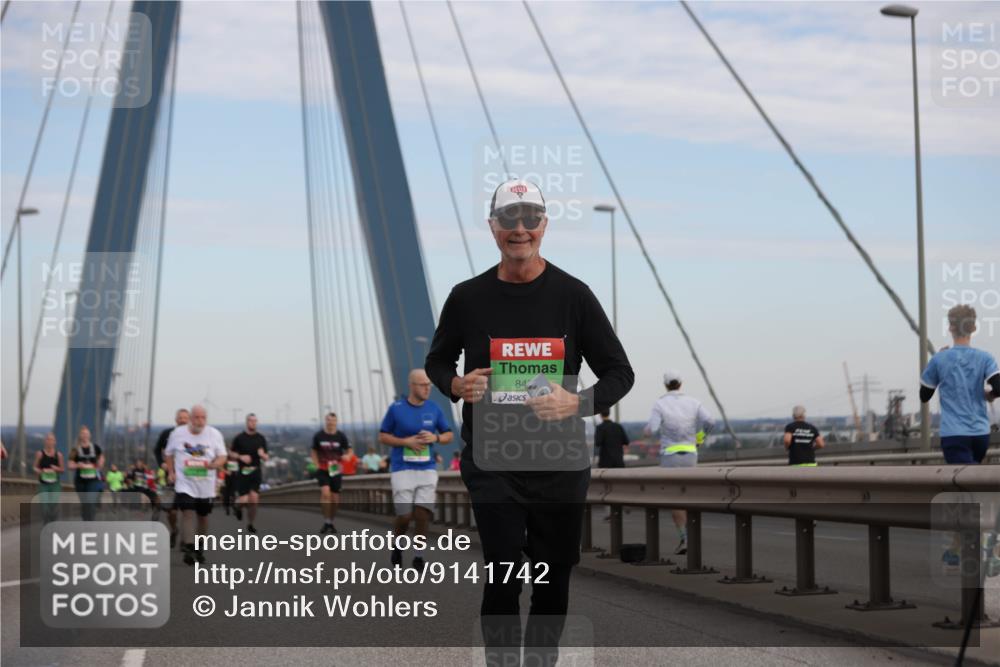 03.10.2025 - Köhlbrandbrückenlauf Jannik Wohlers http://msf.ph/oto/9141742 03.10.2025 15:39:15 Position 1 84 meine-sportfotos.de