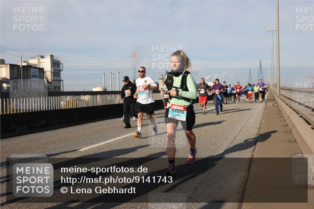 03.10.2025 - Köhlbrandbrückenlauf Lena Gebhardt http://msf.ph/oto/9141743 03.10.2025 09:59:35 Position 2 1503 meine-sportfotos.de