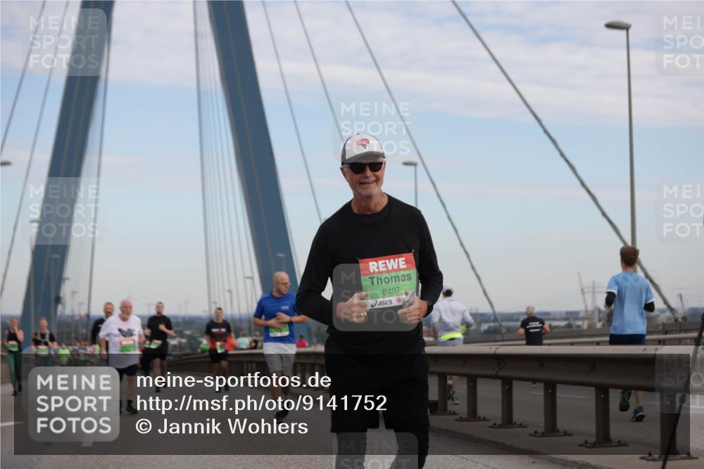 03.10.2025 - Köhlbrandbrückenlauf Jannik Wohlers http://msf.ph/oto/9141752 03.10.2025 15:39:15 Position 1 8407 meine-sportfotos.de