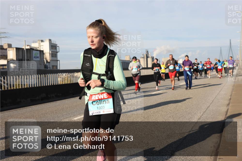 03.10.2025 - Köhlbrandbrückenlauf Lena Gebhardt http://msf.ph/oto/9141753 03.10.2025 09:59:35 Position 2 1503 meine-sportfotos.de