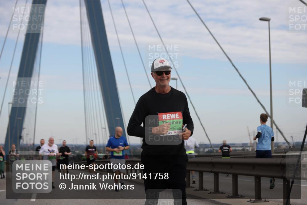 03.10.2025 - Köhlbrandbrückenlauf Jannik Wohlers http://msf.ph/oto/9141758 03.10.2025 15:39:15 Position 1 407 meine-sportfotos.de