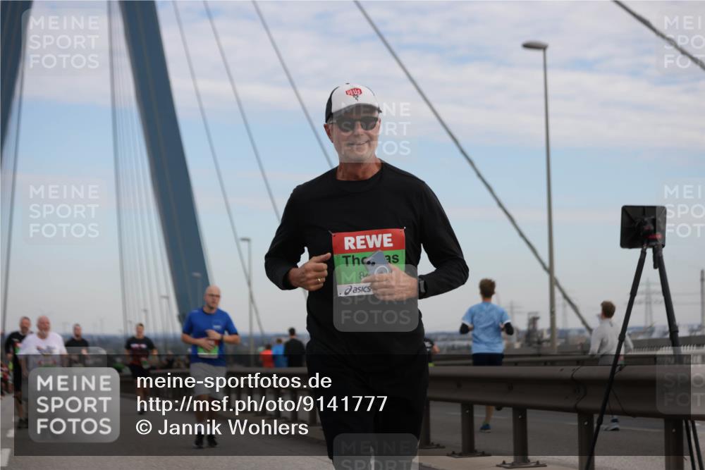 03.10.2025 - Köhlbrandbrückenlauf Jannik Wohlers http://msf.ph/oto/9141777 03.10.2025 15:39:16 Position 1 84 meine-sportfotos.de
