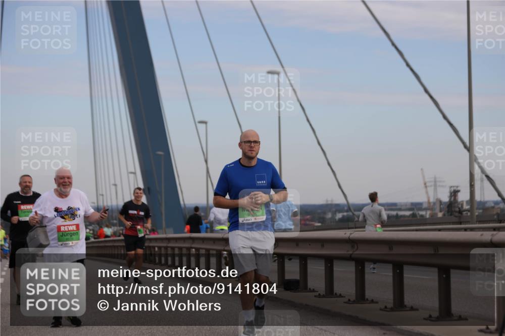 03.10.2025 - Köhlbrandbrückenlauf Jannik Wohlers http://msf.ph/oto/9141804 03.10.2025 15:39:18 Position 1 8538 meine-sportfotos.de