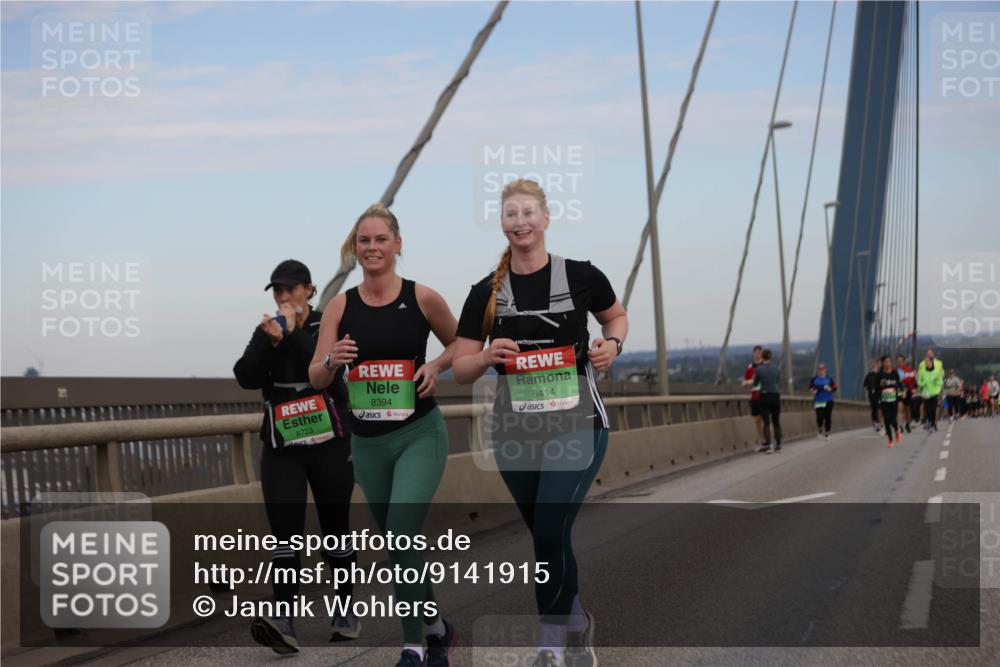 03.10.2025 - Köhlbrandbrückenlauf Jannik Wohlers http://msf.ph/oto/9141915 03.10.2025 15:39:25 Position 1 8723, 8394, 8414, 1 meine-sportfotos.de