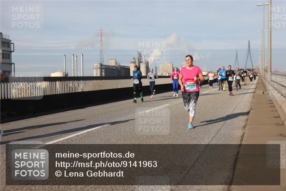03.10.2025 - Köhlbrandbrückenlauf Lena Gebhardt http://msf.ph/oto/9141963 03.10.2025 09:59:47 Position 2  meine-sportfotos.de