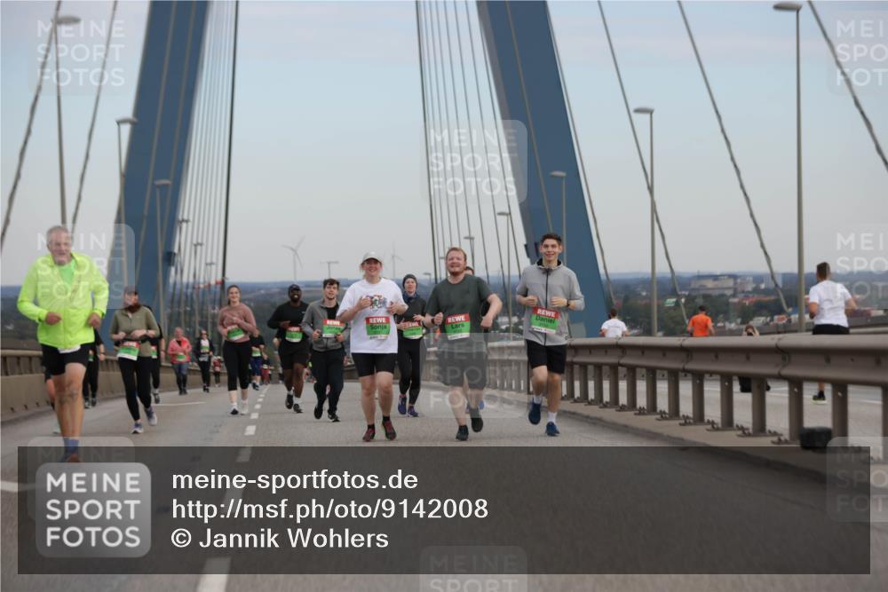 03.10.2025 - Köhlbrandbrückenlauf Jannik Wohlers http://msf.ph/oto/9142008 03.10.2025 15:40:29 Position 1  meine-sportfotos.de