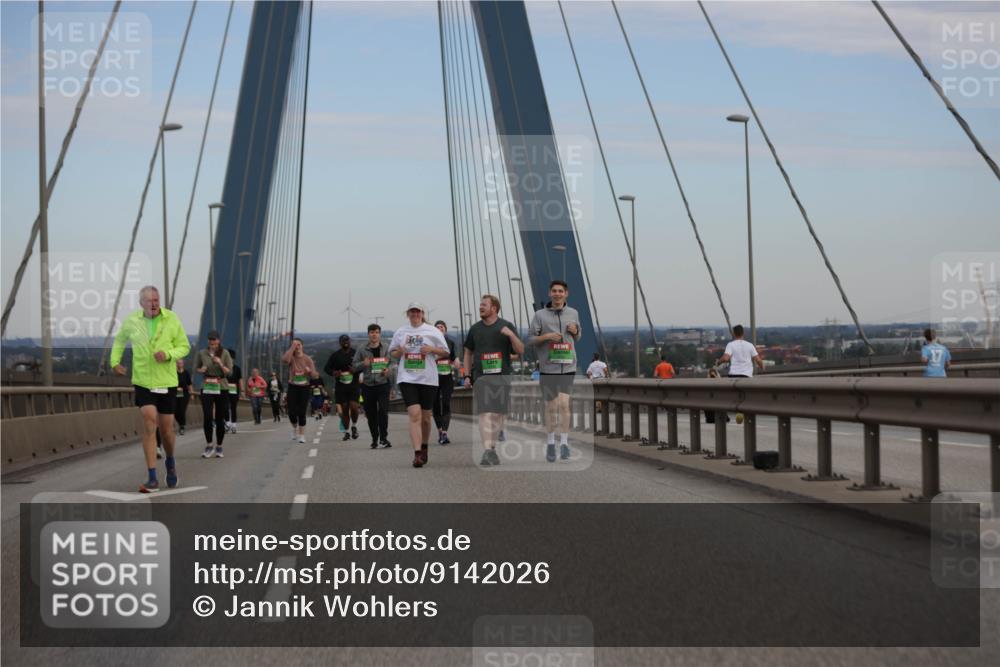 03.10.2025 - Köhlbrandbrückenlauf Jannik Wohlers http://msf.ph/oto/9142026 03.10.2025 15:40:30 Position 1  meine-sportfotos.de