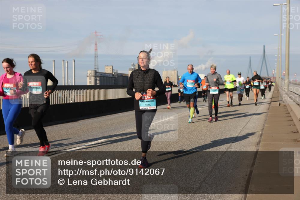 03.10.2025 - Köhlbrandbrückenlauf Lena Gebhardt http://msf.ph/oto/9142067 03.10.2025 09:59:52 Position 2 1615 meine-sportfotos.de