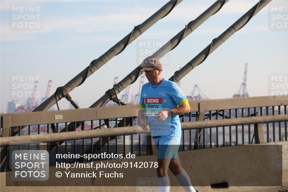 03.10.2025 - Köhlbrandbrückenlauf Yannick Fuchs http://msf.ph/oto/9142078 03.10.2025 08:27:23 Position 2 2760, 1286 meine-sportfotos.de