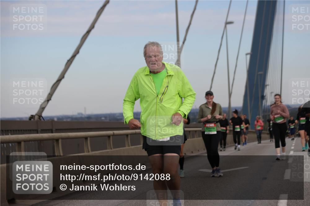 03.10.2025 - Köhlbrandbrückenlauf Jannik Wohlers http://msf.ph/oto/9142088 03.10.2025 15:40:35 Position 1  meine-sportfotos.de