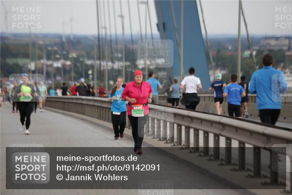 03.10.2025 - Köhlbrandbrückenlauf Jannik Wohlers http://msf.ph/oto/9142091 03.10.2025 15:41:16 Position 1 143 meine-sportfotos.de
