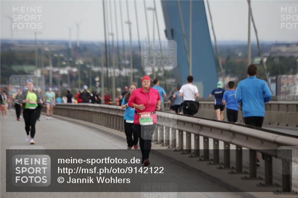 03.10.2025 - Köhlbrandbrückenlauf Jannik Wohlers http://msf.ph/oto/9142122 03.10.2025 15:41:17 Position 1  meine-sportfotos.de