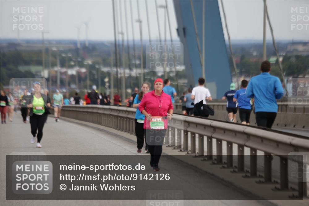 03.10.2025 - Köhlbrandbrückenlauf Jannik Wohlers http://msf.ph/oto/9142126 03.10.2025 15:41:17 Position 1  meine-sportfotos.de