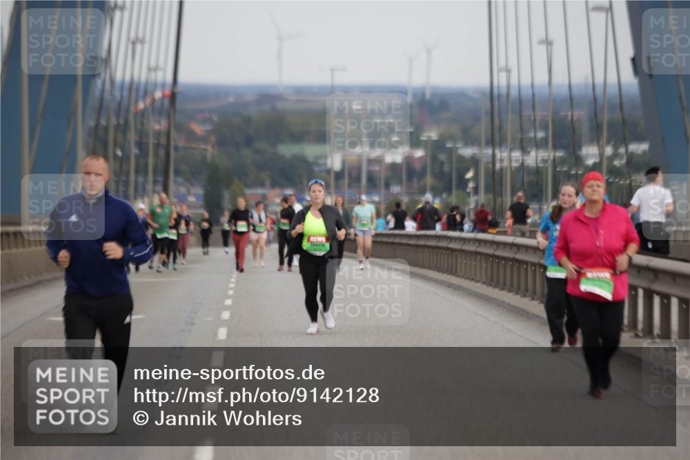 03.10.2025 - Köhlbrandbrückenlauf Jannik Wohlers http://msf.ph/oto/9142128 03.10.2025 15:41:18 Position 1  meine-sportfotos.de