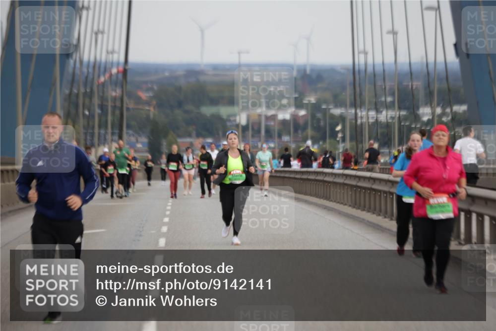 03.10.2025 - Köhlbrandbrückenlauf Jannik Wohlers http://msf.ph/oto/9142141 03.10.2025 15:41:19 Position 1  meine-sportfotos.de