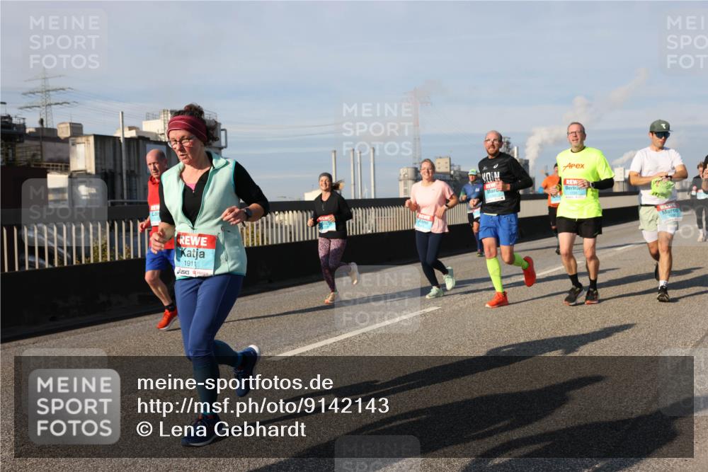 03.10.2025 - Köhlbrandbrückenlauf Lena Gebhardt http://msf.ph/oto/9142143 03.10.2025 09:59:56 Position 2 1911, 1731 meine-sportfotos.de
