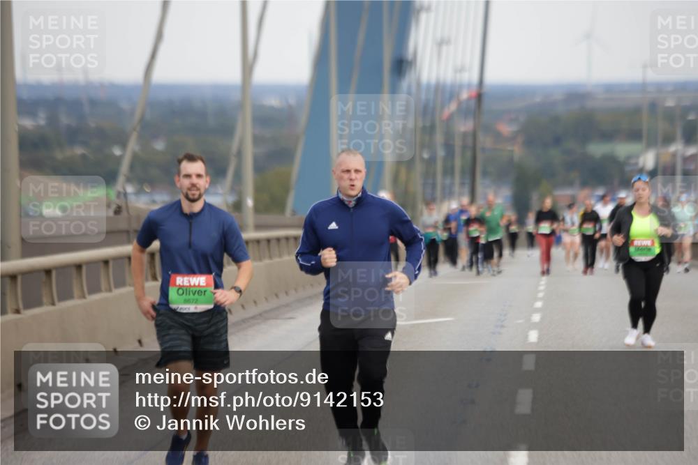 03.10.2025 - Köhlbrandbrückenlauf Jannik Wohlers http://msf.ph/oto/9142153 03.10.2025 15:41:20 Position 1 8672 meine-sportfotos.de