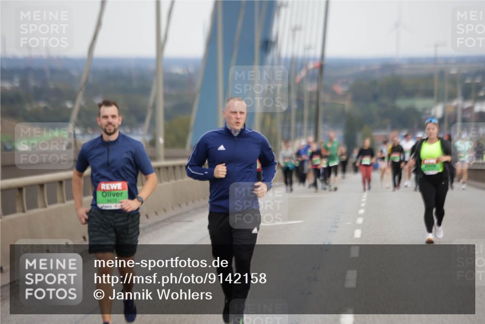 03.10.2025 - Köhlbrandbrückenlauf Jannik Wohlers http://msf.ph/oto/9142158 03.10.2025 15:41:20 Position 1 8672 meine-sportfotos.de