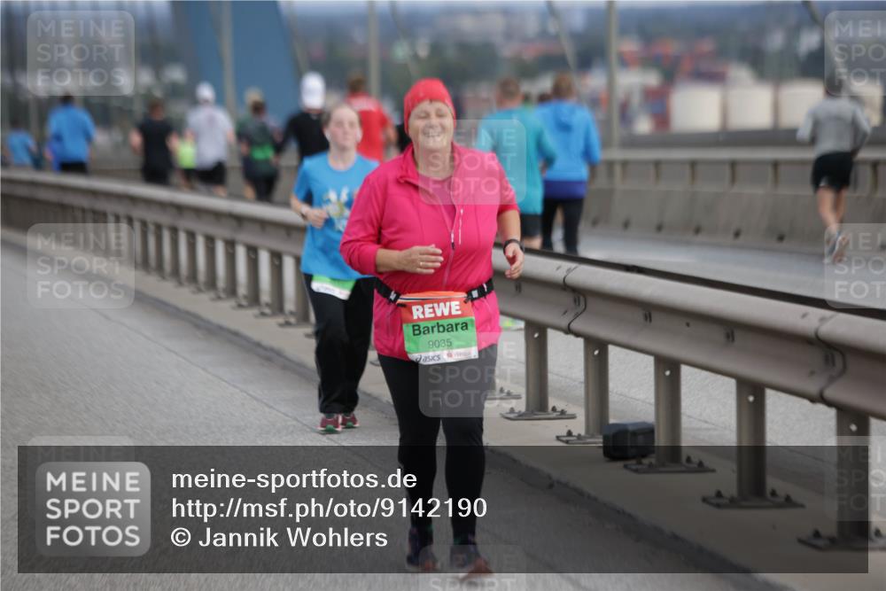 03.10.2025 - Köhlbrandbrückenlauf Jannik Wohlers http://msf.ph/oto/9142190 03.10.2025 15:41:25 Position 1 9035 meine-sportfotos.de
