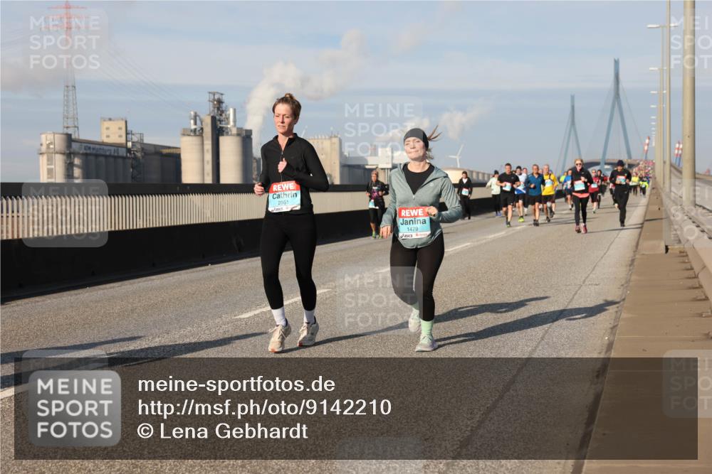 03.10.2025 - Köhlbrandbrückenlauf Lena Gebhardt http://msf.ph/oto/9142210 03.10.2025 10:00:00 Position 2 2051, 1479 meine-sportfotos.de