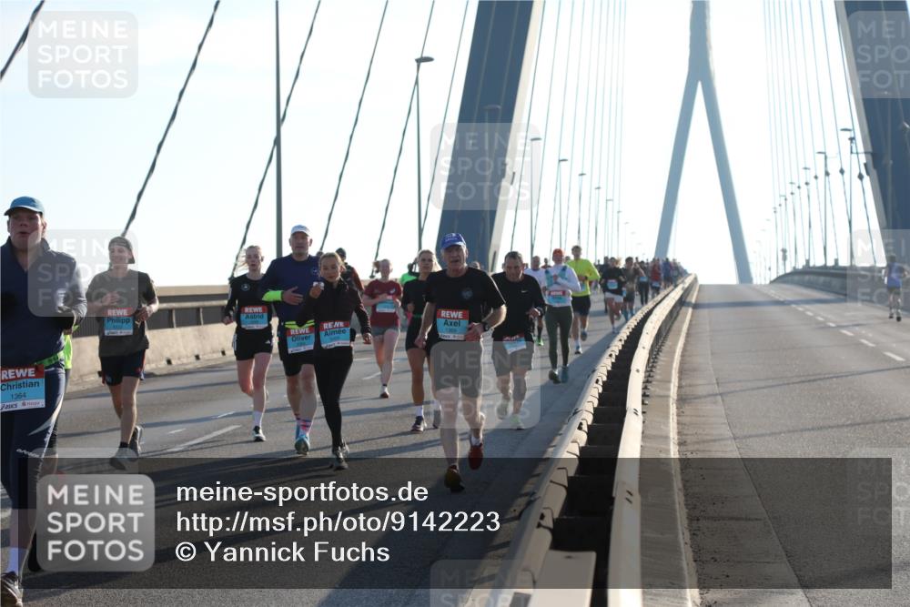 03.10.2025 - Köhlbrandbrückenlauf Yannick Fuchs http://msf.ph/oto/9142223 03.10.2025 08:27:37 Position 2 1364, 1369 meine-sportfotos.de