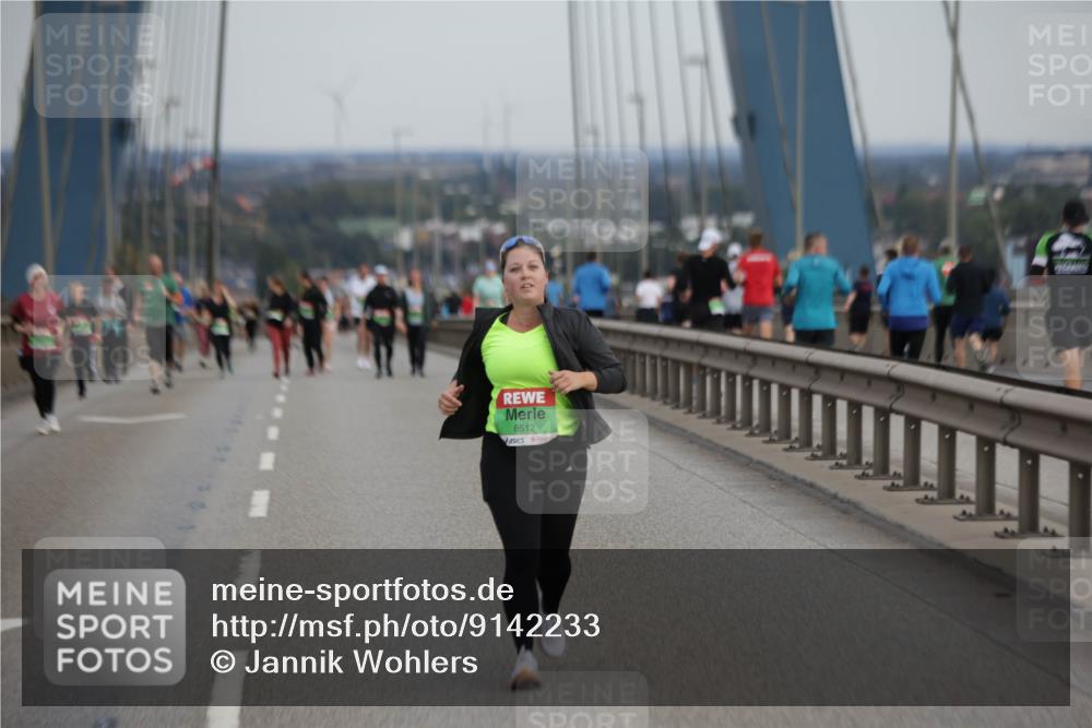 03.10.2025 - Köhlbrandbrückenlauf Jannik Wohlers http://msf.ph/oto/9142233 03.10.2025 15:41:29 Position 1 8512 meine-sportfotos.de