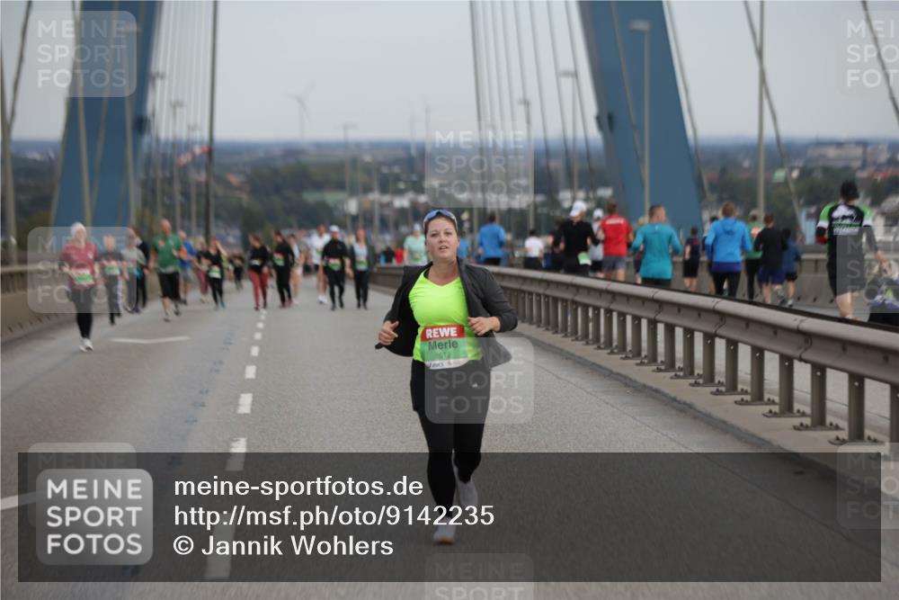 03.10.2025 - Köhlbrandbrückenlauf Jannik Wohlers http://msf.ph/oto/9142235 03.10.2025 15:41:29 Position 1 8512 meine-sportfotos.de