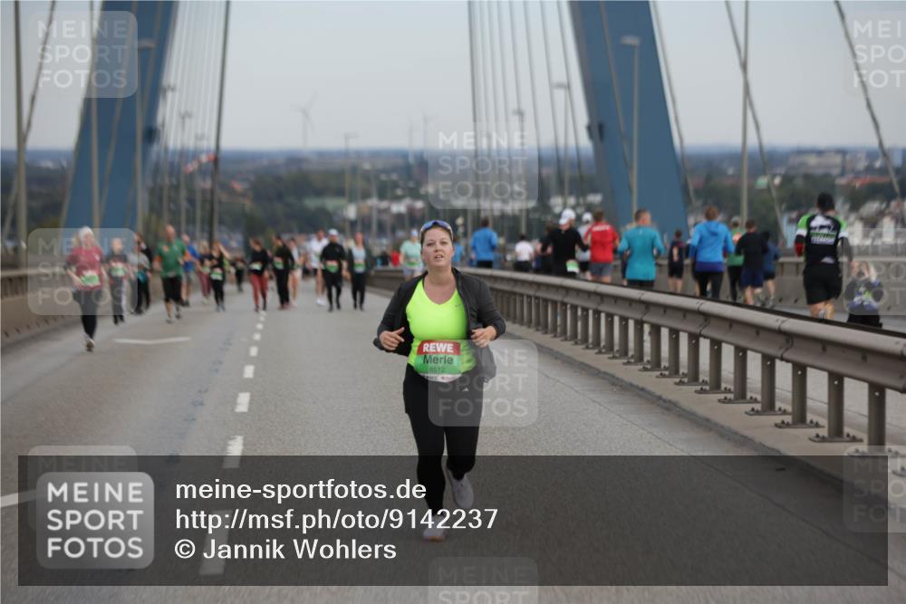 03.10.2025 - Köhlbrandbrückenlauf Jannik Wohlers http://msf.ph/oto/9142237 03.10.2025 15:41:29 Position 1 8512 meine-sportfotos.de