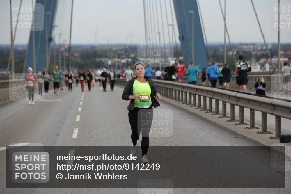 03.10.2025 - Köhlbrandbrückenlauf Jannik Wohlers http://msf.ph/oto/9142249 03.10.2025 15:41:29 Position 1 8512 meine-sportfotos.de
