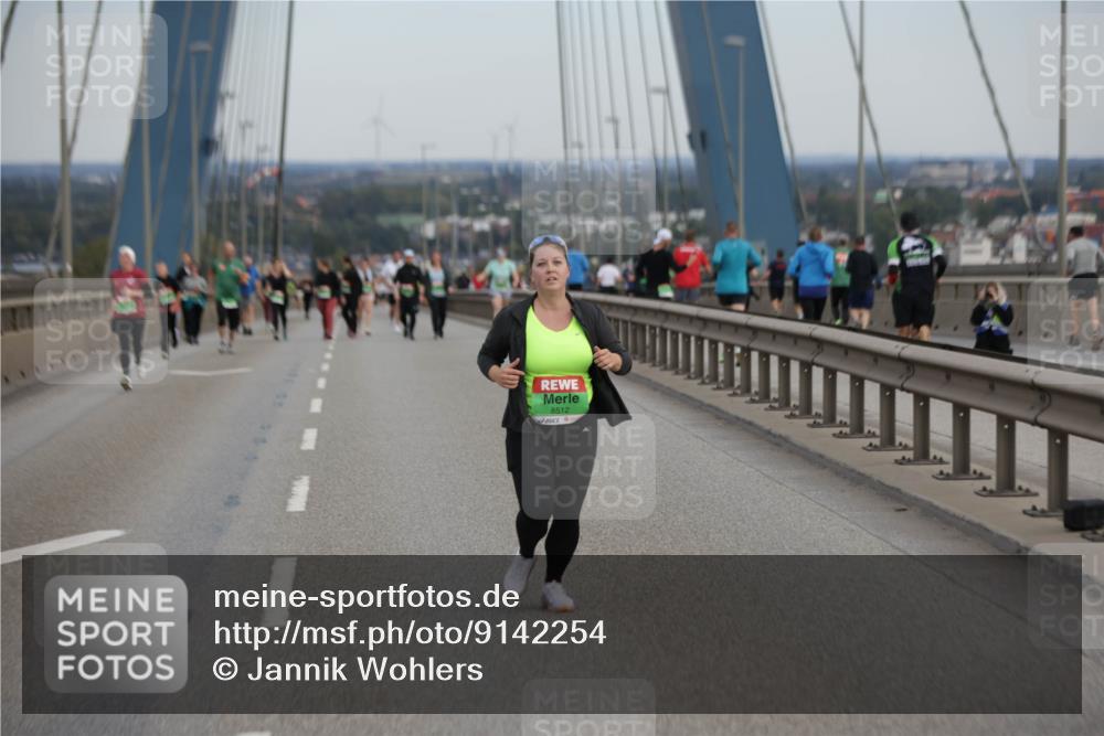 03.10.2025 - Köhlbrandbrückenlauf Jannik Wohlers http://msf.ph/oto/9142254 03.10.2025 15:41:29 Position 1 8512 meine-sportfotos.de