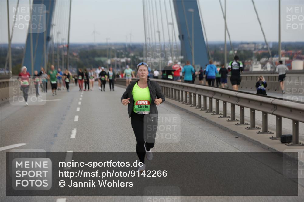 03.10.2025 - Köhlbrandbrückenlauf Jannik Wohlers http://msf.ph/oto/9142266 03.10.2025 15:41:30 Position 1 8512 meine-sportfotos.de