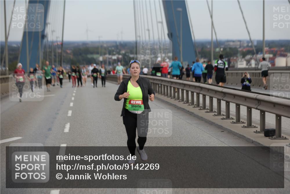 03.10.2025 - Köhlbrandbrückenlauf Jannik Wohlers http://msf.ph/oto/9142269 03.10.2025 15:41:30 Position 1 8512 meine-sportfotos.de