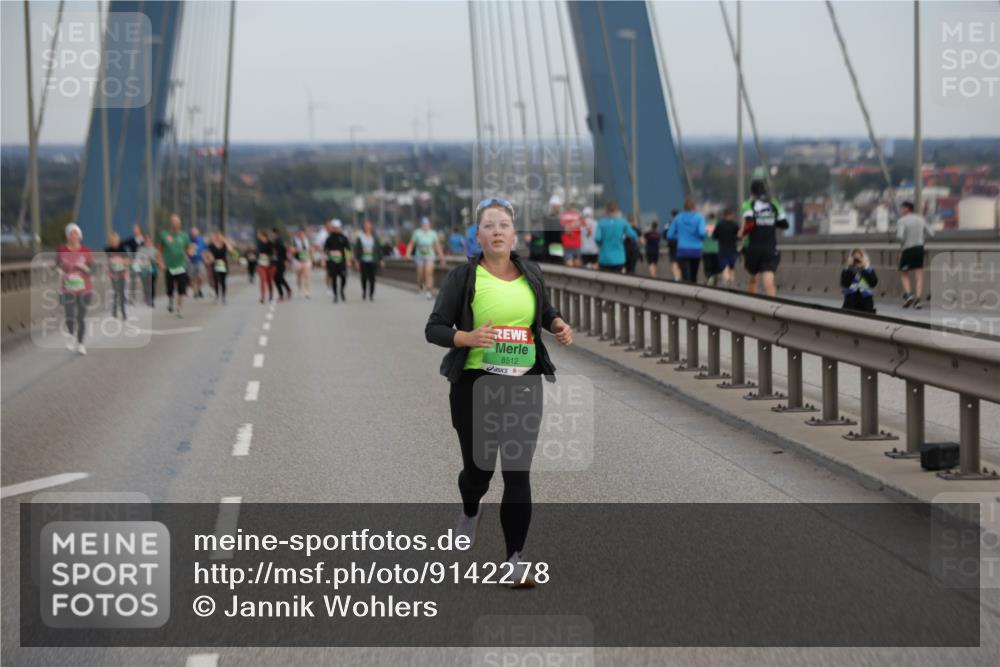 03.10.2025 - Köhlbrandbrückenlauf Jannik Wohlers http://msf.ph/oto/9142278 03.10.2025 15:41:30 Position 1 8512 meine-sportfotos.de