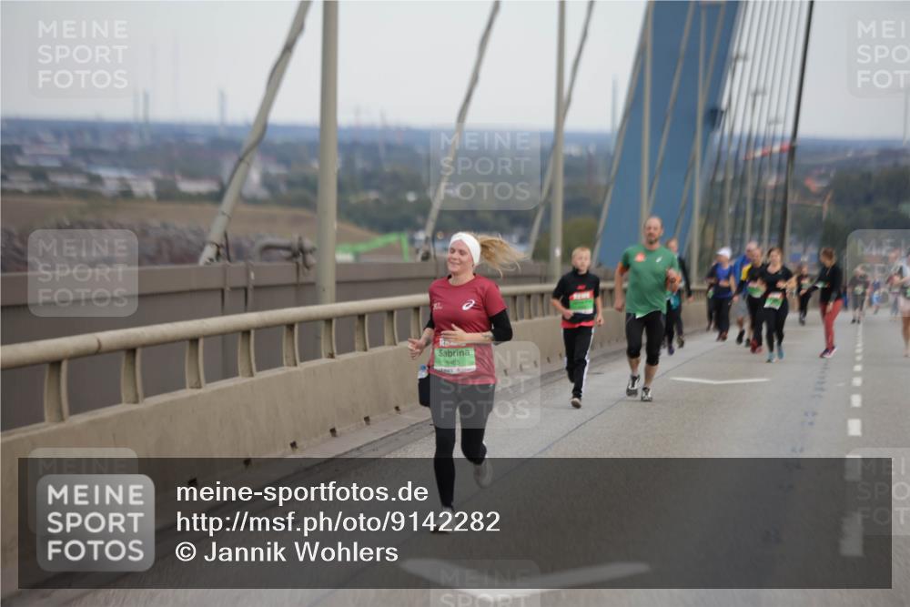 03.10.2025 - Köhlbrandbrückenlauf Jannik Wohlers http://msf.ph/oto/9142282 03.10.2025 15:41:35 Position 1 9465 meine-sportfotos.de