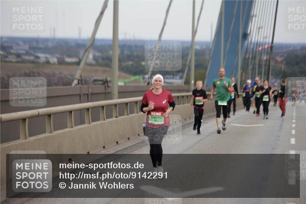 03.10.2025 - Köhlbrandbrückenlauf Jannik Wohlers http://msf.ph/oto/9142291 03.10.2025 15:41:35 Position 1 9465 meine-sportfotos.de