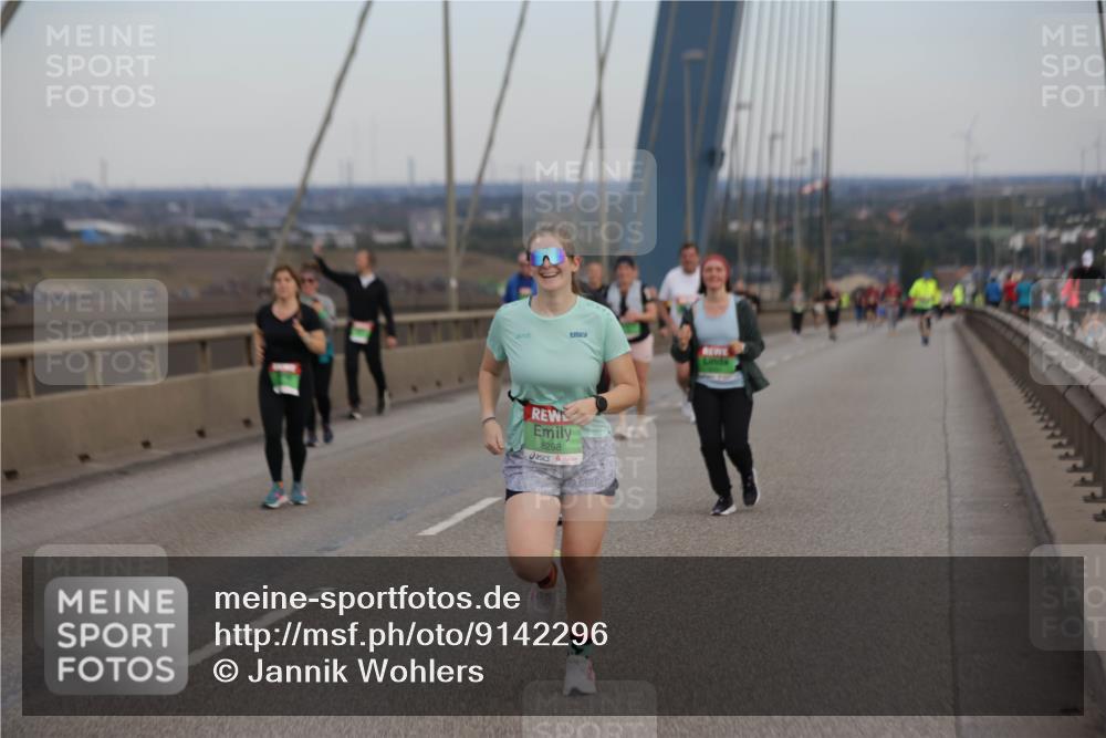 03.10.2025 - Köhlbrandbrückenlauf Jannik Wohlers http://msf.ph/oto/9142296 03.10.2025 15:41:47 Position 1 8298 meine-sportfotos.de