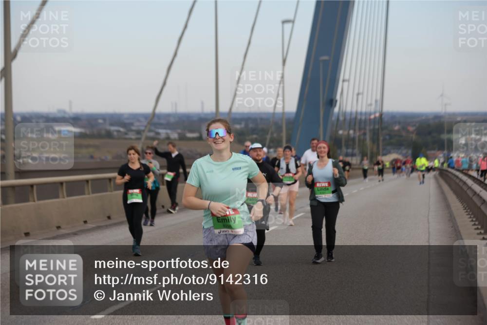 03.10.2025 - Köhlbrandbrückenlauf Jannik Wohlers http://msf.ph/oto/9142316 03.10.2025 15:41:47 Position 1 8298 meine-sportfotos.de