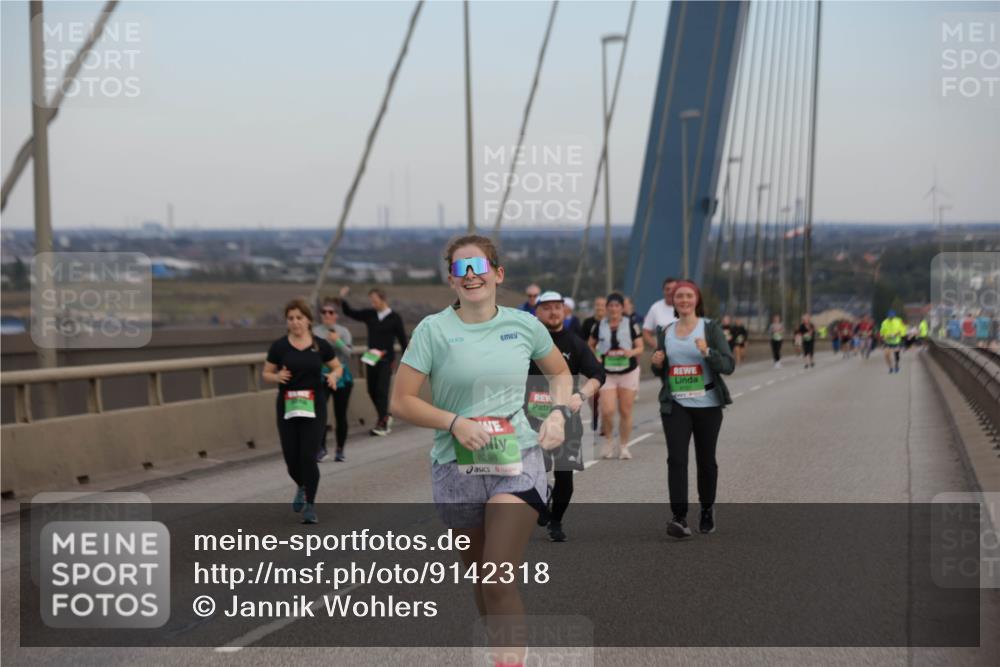 03.10.2025 - Köhlbrandbrückenlauf Jannik Wohlers http://msf.ph/oto/9142318 03.10.2025 15:41:47 Position 1 8298 meine-sportfotos.de