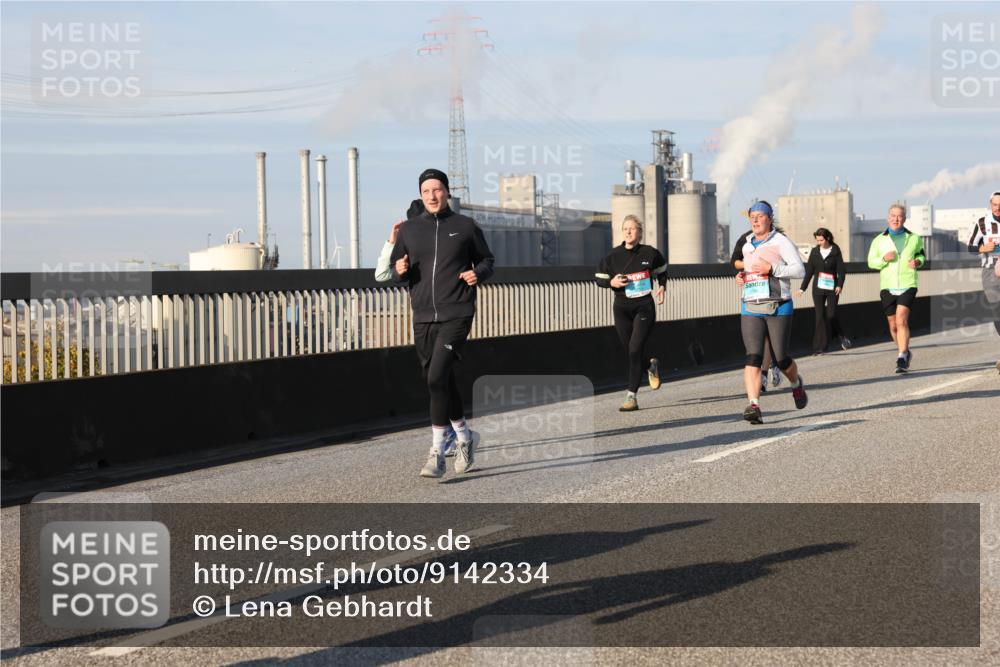 03.10.2025 - Köhlbrandbrückenlauf Lena Gebhardt http://msf.ph/oto/9142334 03.10.2025 10:00:12 Position 2  meine-sportfotos.de
