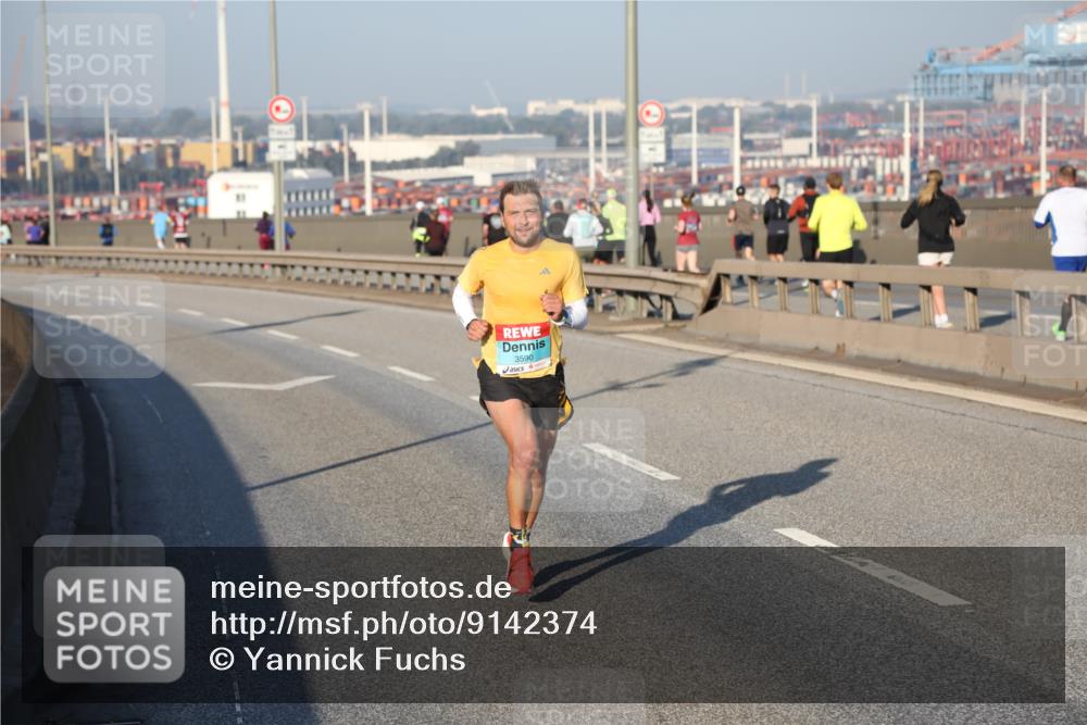 03.10.2025 - Köhlbrandbrückenlauf Yannick Fuchs http://msf.ph/oto/9142374 03.10.2025 08:27:59 Position 2 3590 meine-sportfotos.de