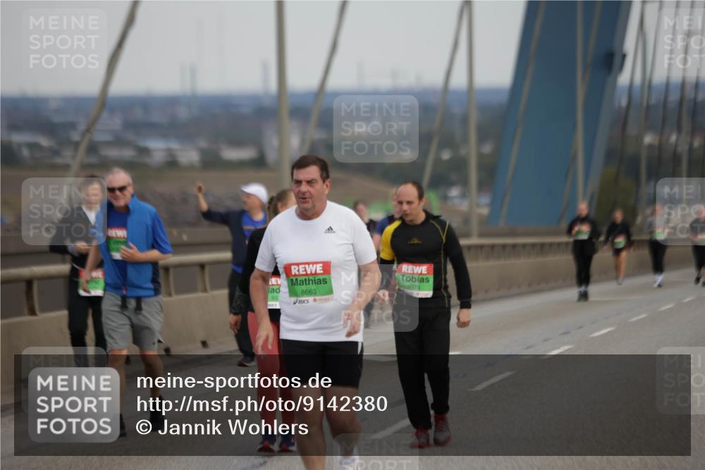 03.10.2025 - Köhlbrandbrückenlauf Jannik Wohlers http://msf.ph/oto/9142380 03.10.2025 15:41:54 Position 1 8663, 9375 meine-sportfotos.de