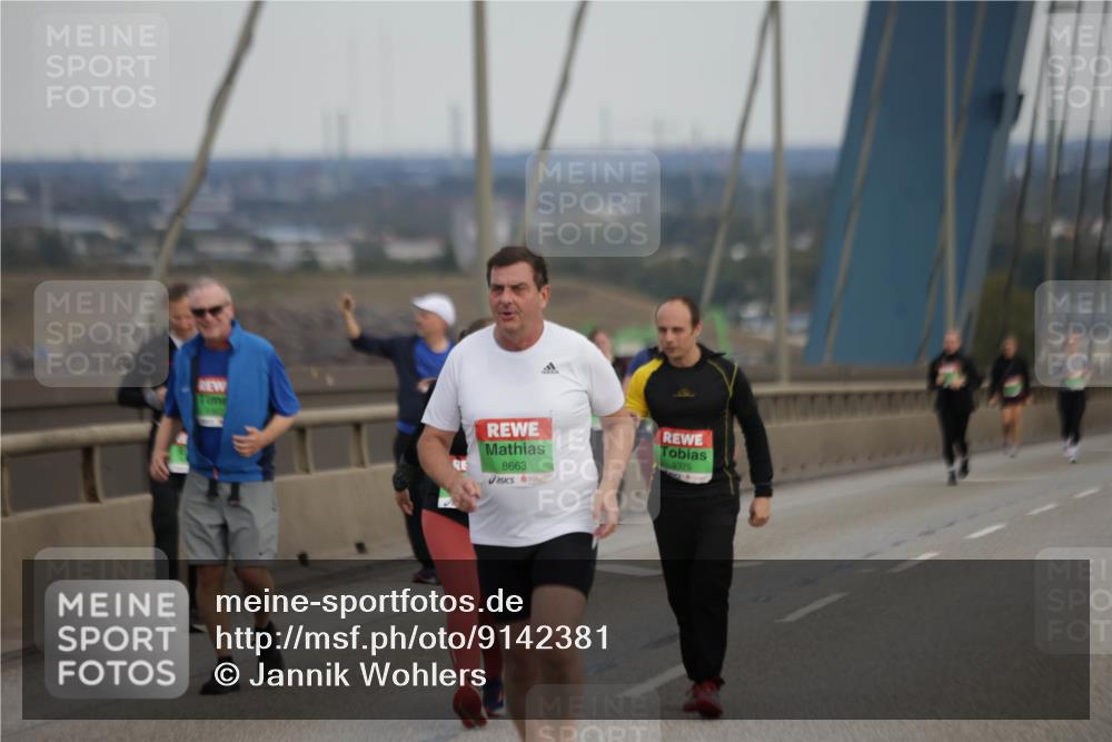03.10.2025 - Köhlbrandbrückenlauf Jannik Wohlers http://msf.ph/oto/9142381 03.10.2025 15:41:54 Position 1 8663, 9375 meine-sportfotos.de