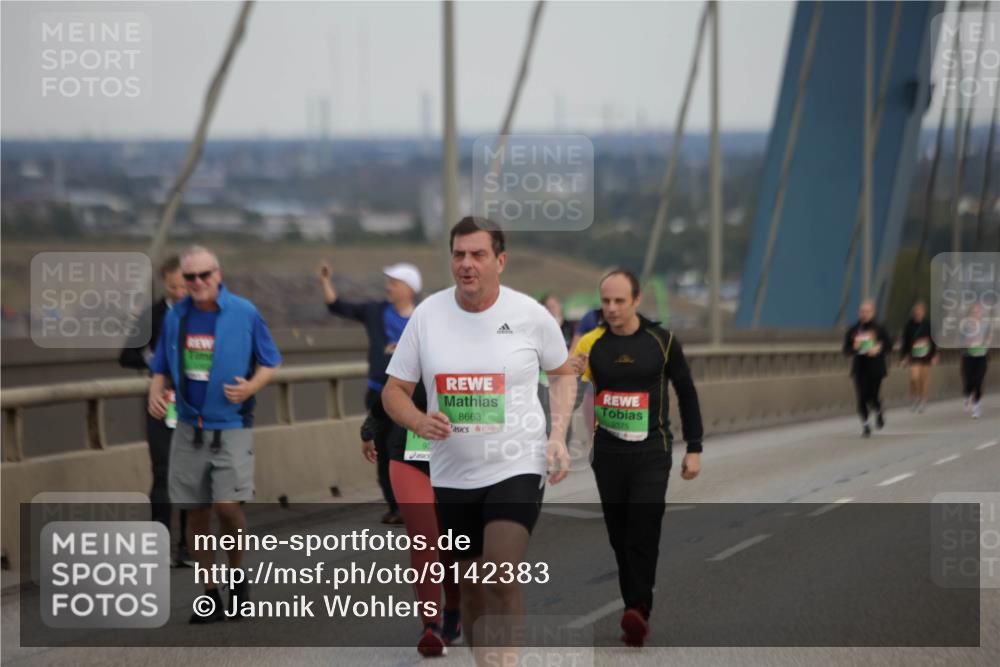 03.10.2025 - Köhlbrandbrückenlauf Jannik Wohlers http://msf.ph/oto/9142383 03.10.2025 15:41:54 Position 1 8663, 9375 meine-sportfotos.de